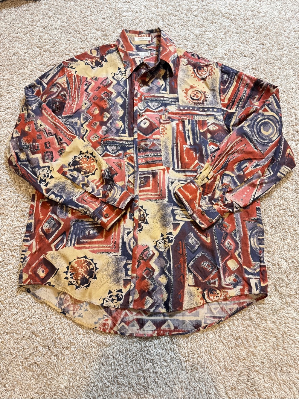Vintage Focus 2000 Inspired Geometric Print Men’s Shirt in Red and Beige Size M